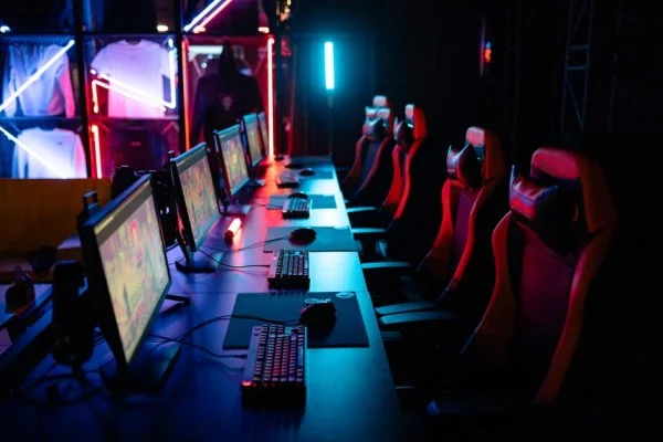 DOTA2国际邀请赛LGD对阵GG生死战从对线到团战关键胜负手复盘